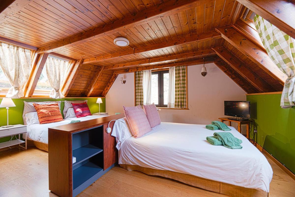 ビエルハ Casa Lola Pireneヴィラ エクステリア 写真