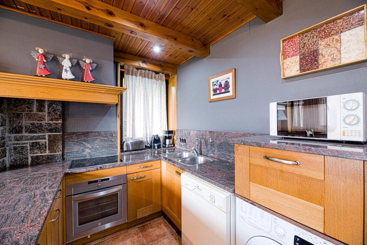 ビエルハ Casa Lola Pireneヴィラ エクステリア 写真