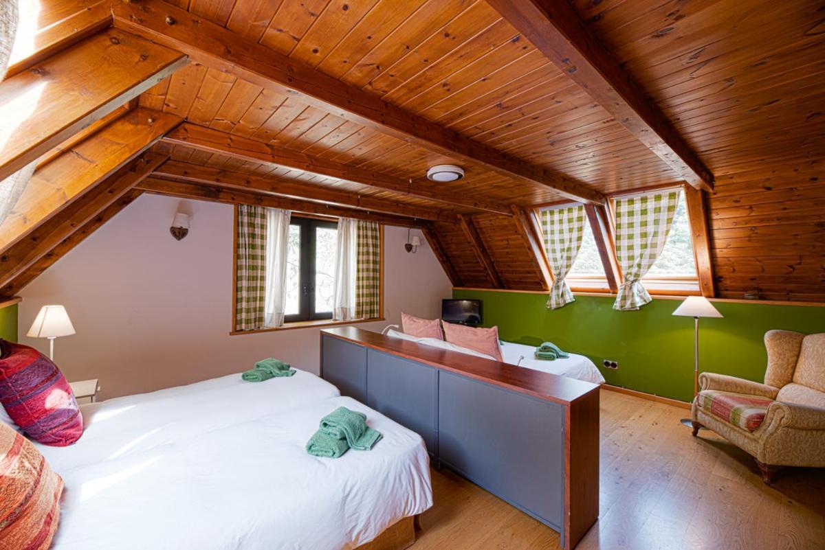 ビエルハ Casa Lola Pireneヴィラ エクステリア 写真