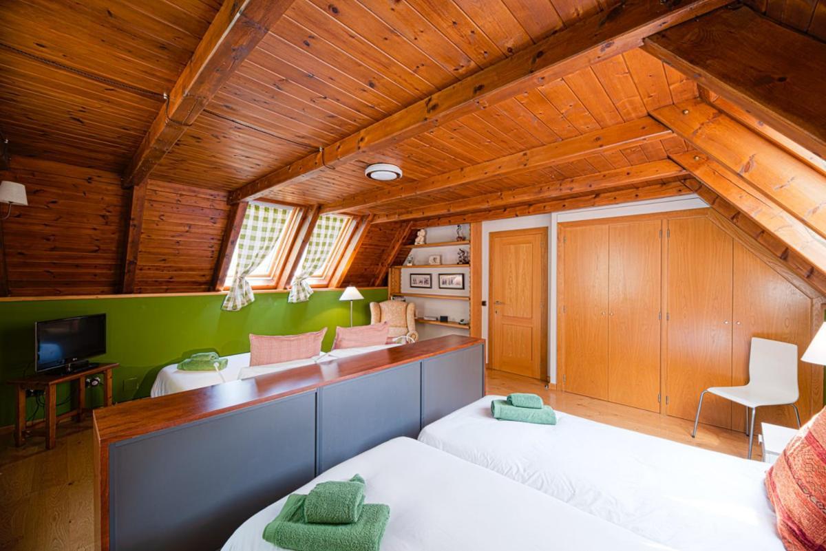 ビエルハ Casa Lola Pireneヴィラ エクステリア 写真