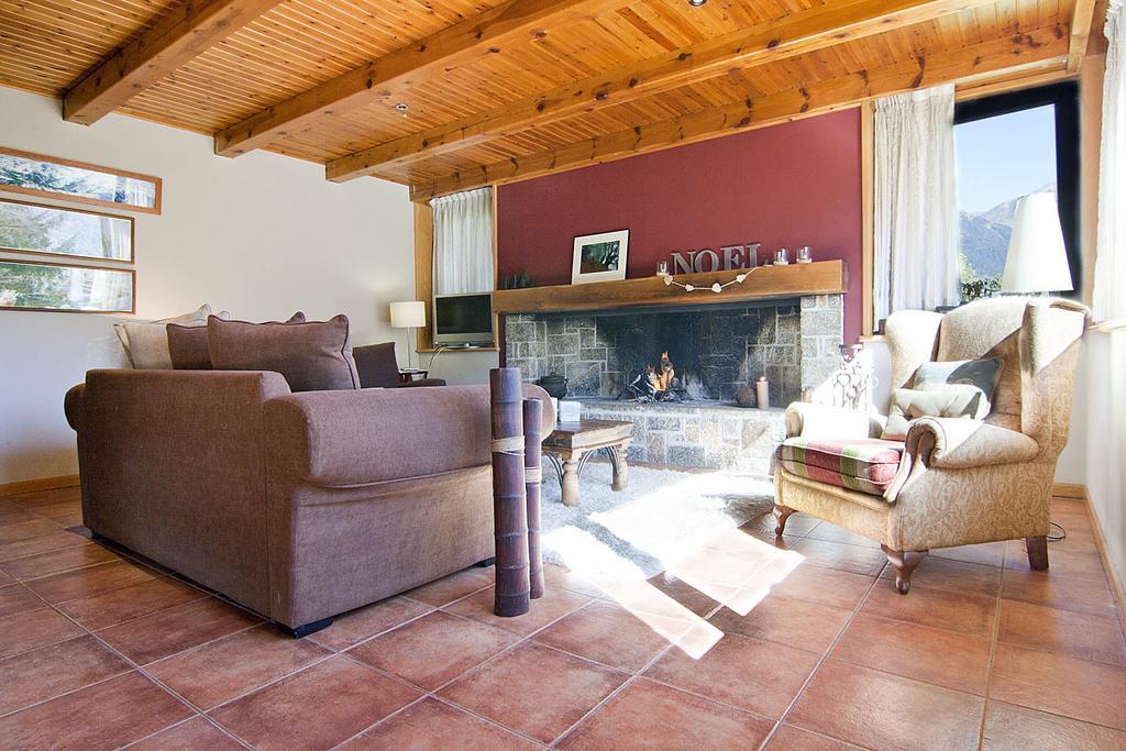 ビエルハ Casa Lola Pireneヴィラ 部屋 写真